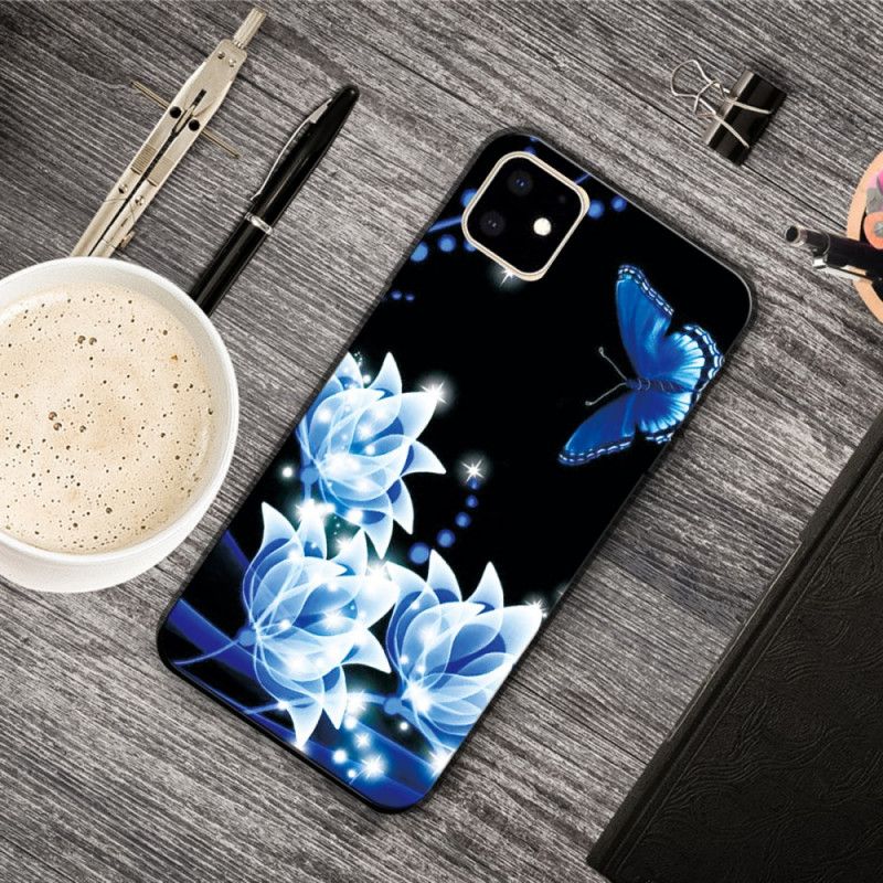 Coque iPhone 11 Papillon Et Nénuphars Bleus