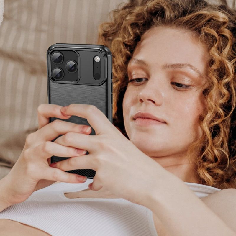Coque iPhone 17 Pro Max Fibre Carbone Brossée