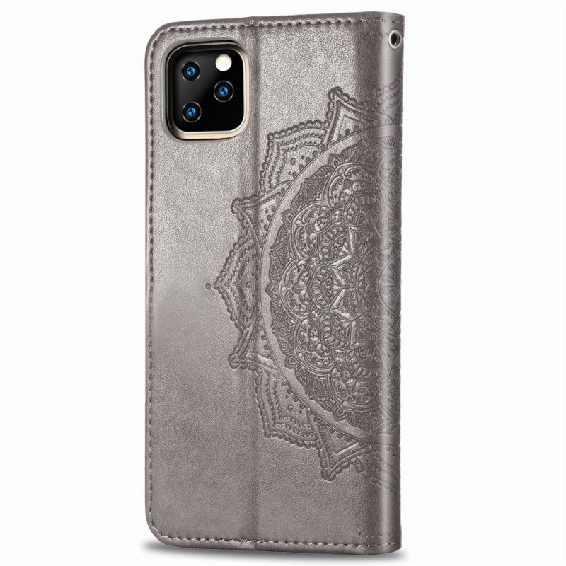 Housse iPhone 11 Mandala Moyen Age