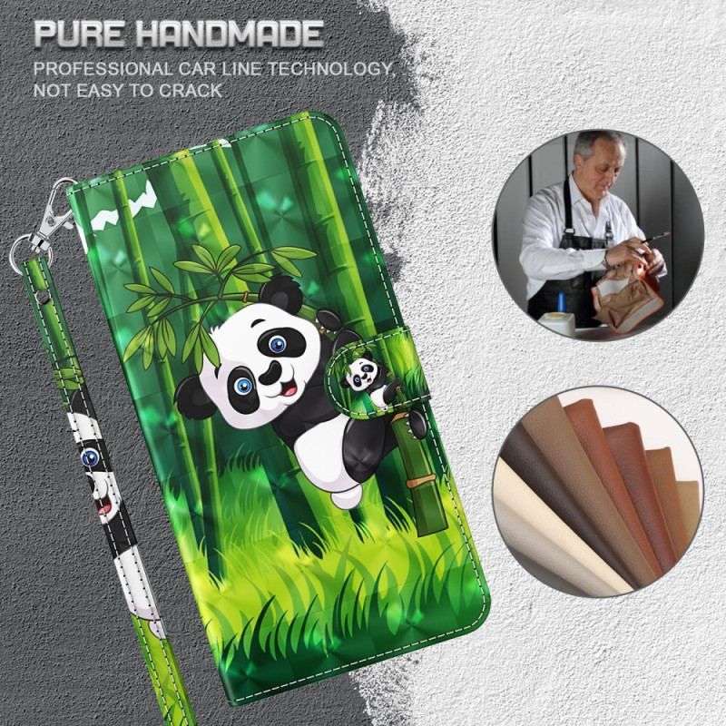 Housse iPhone 15 Plus Panda Bambou 3D à Lanière