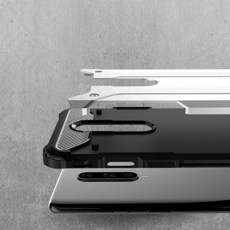 Coque Oneplus 8 Survivor