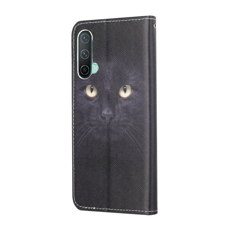 Housse OnePlus Nord CE 5G Yeux De Chat Noir À Lanière