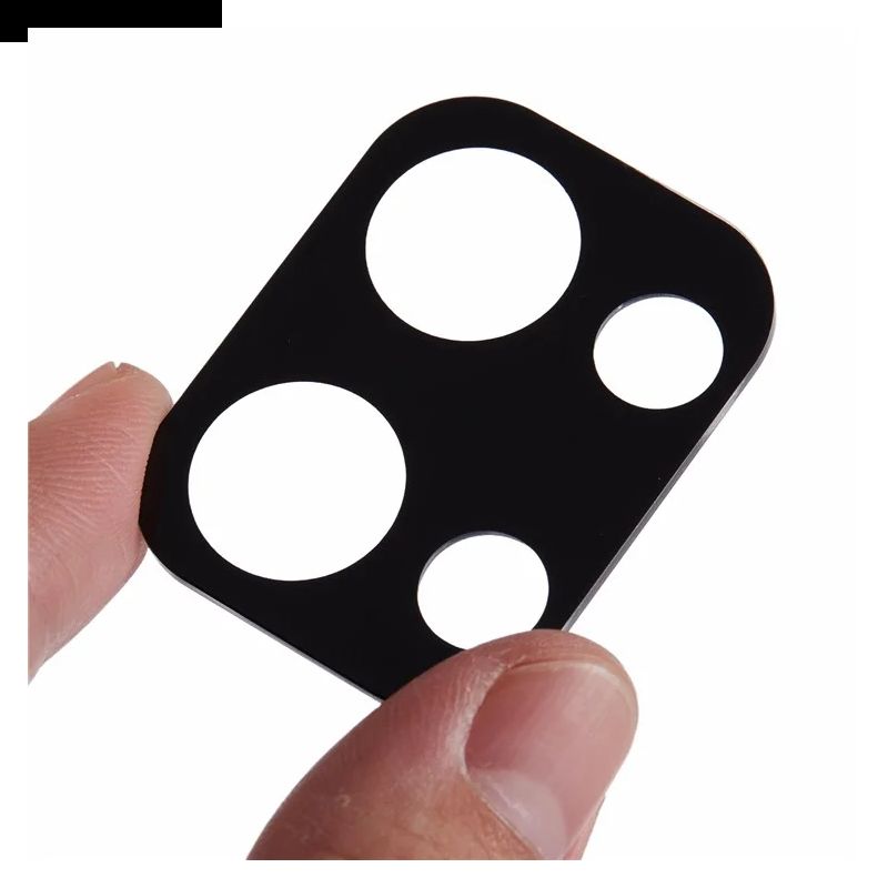 Lentille de Protection en Verre Trempé pour Oppo Reno 13 5G (version noire)